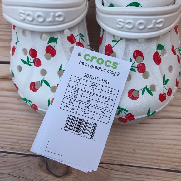 Crocs Baya Graphic Clog - Picture 16 of 16